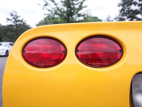 Used 2003 Chevrolet Corvette Convertible w/ Preferred Equipment Group1 RWD image 56