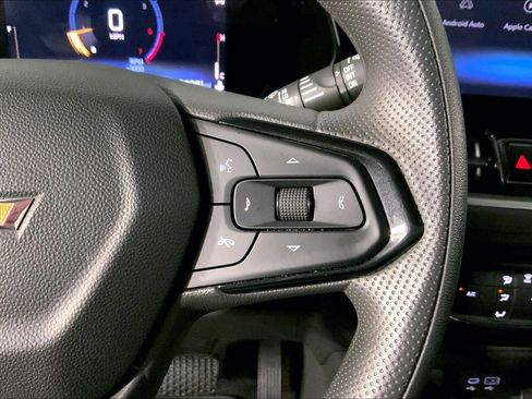 Used 2025 Chevrolet TrailBlazer LT FWD image 19