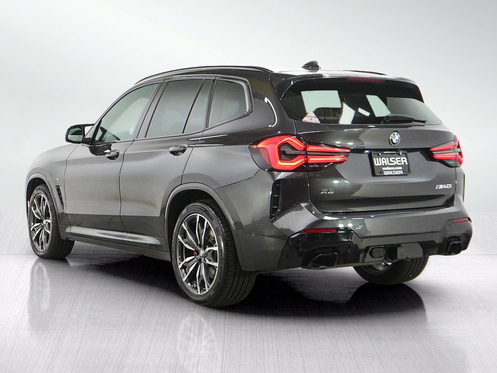 Used 2024 BMW X3 M40i AWD/4WD image 3