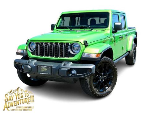 Used 2025 Jeep Gladiator Sport AWD/4WD image 1