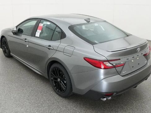 New 2026 Toyota Camry SE FWD image 5