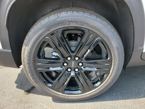 New 2026 GMC Acadia Elevation w/ Super Cruise Package image 9