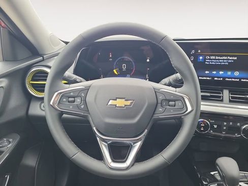 New 2026 Chevrolet Trax LT w/ Driver Confidence Package image 17