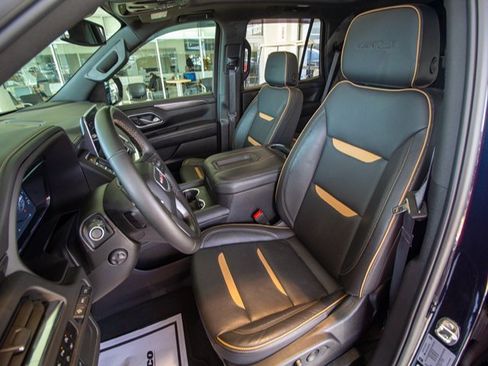 Used 2024 GMC Yukon AT4 w/ AT4 Premium Package image 15