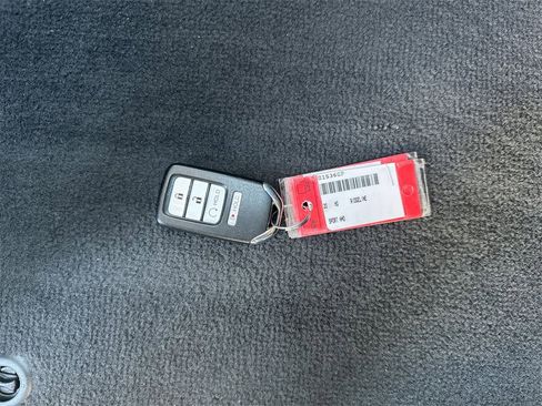 Used 2020 Honda Ridgeline Sport image 36