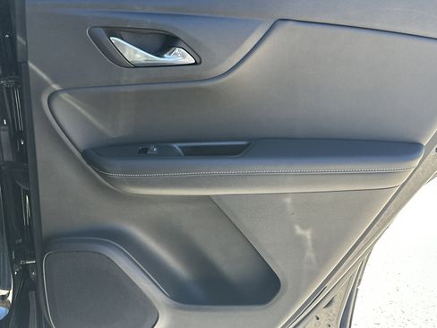 Used 2025 Chevrolet Blazer LT image 16