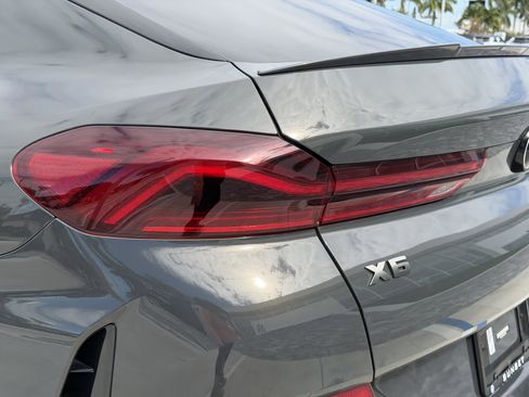 Used 2022 BMW X6 M50i w/ Executive Package image 9