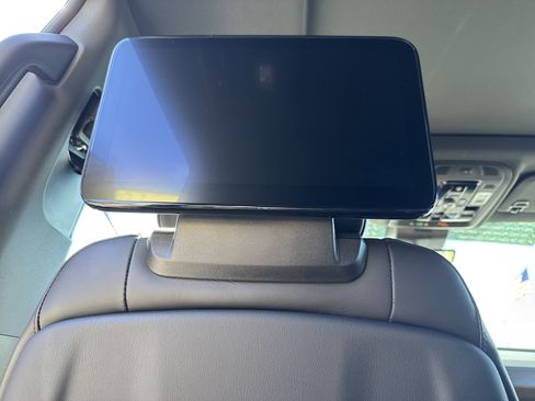 Used 2026 GMC Yukon Denali Ultimate w/ LPO, Floor Liner Package image 30