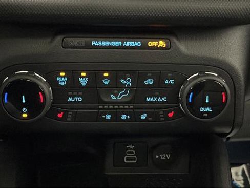 Used 2024 Ford Bronco Sport Outer Banks w/ Tech Package image 18