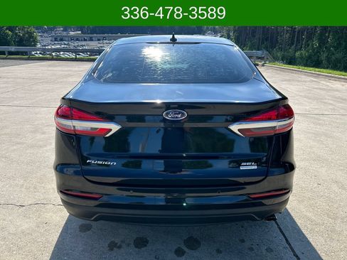 Used 2019 Ford Fusion SEL FWD image 4