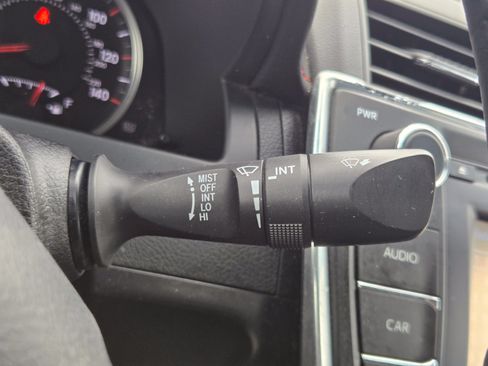 Used 2015 Toyota Camry SE FWD image 17