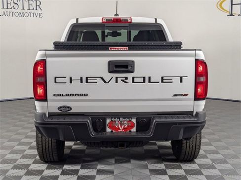 Used 2022 Chevrolet Colorado ZR2 image 6