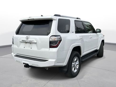 Used 2022 Toyota 4Runner SR5 Premium image 6