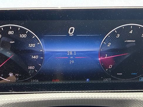 Used 2025 Mercedes-Benz CLA 250 image 24