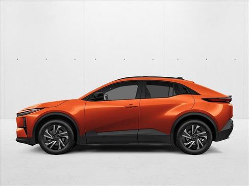 New 2026 Toyota C-HR AWD/4WD image 2