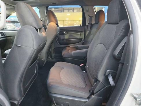 Used 2011 Chevrolet Traverse LT w/ LPO, 'HIT The Road' Package FWD image 10