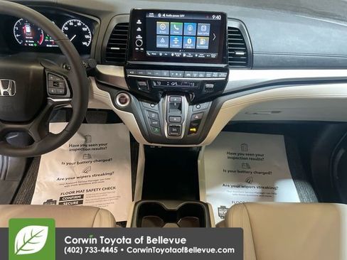 Used 2025 Honda Odyssey EX-L image 13