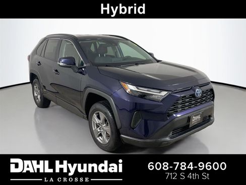 Used 2024 Toyota RAV4 XLE AWD/4WD image 1