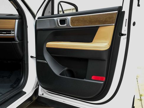 Used 2024 Hyundai Santa Fe Limited image 47