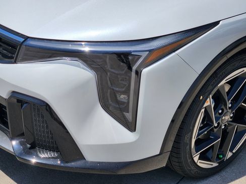 New 2026 Kia K4 EX w/ GT-Line Premium Package FWD image 8