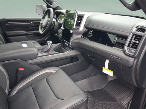 New 2026 RAM 1500 Big Horn AWD/4WD image 32