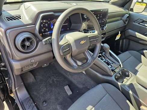 New 2026 Chevrolet Colorado W/T w/ WT Custom Package AWD/4WD image 19
