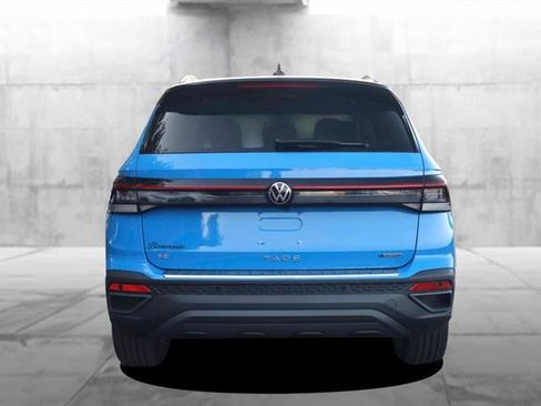 New 2025 Volkswagen Taos SE image 6