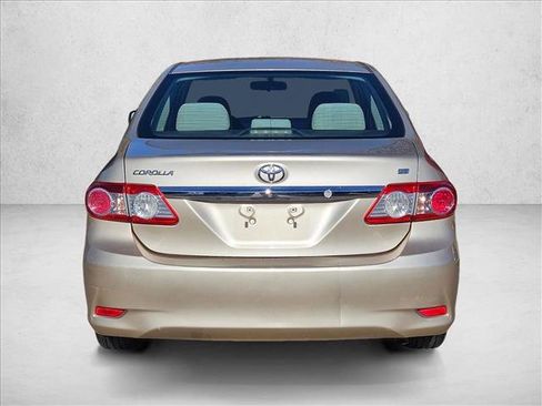 Used 2012 Toyota Corolla LE image 7