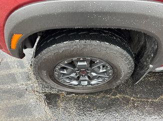 Used 2023 Nissan Frontier PRO-4X w/ Pro-4X Premium Package video 2