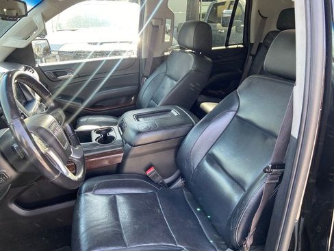 Used 2017 GMC Yukon SLT image 13