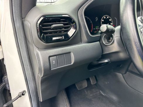 Certified 2025 Honda Pilot Sport image 11