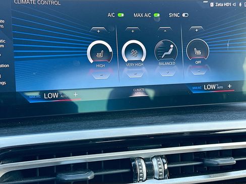 Used 2024 BMW 430i Convertible w/ M Sport Package RWD image 16