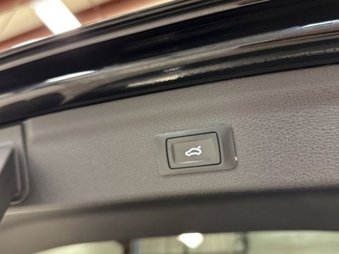 Used 2022 Audi Q3 2.0T Premium image 25