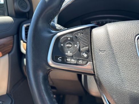 Used 2018 Honda CR-V Touring image 22