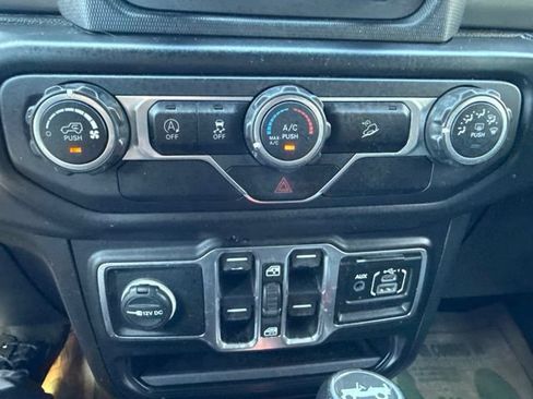 Used 2020 Jeep Wrangler Unlimited Sport S AWD/4WD image 24