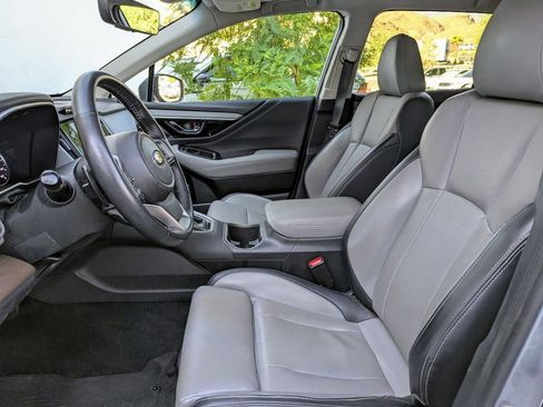 Used 2020 Subaru Outback Limited image 16