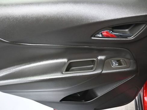 Used 2023 Chevrolet Equinox LT image 19