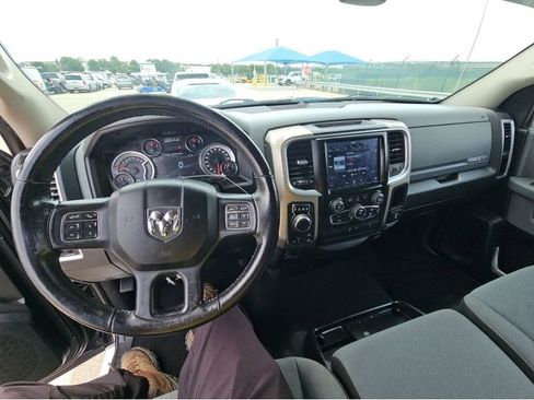 Used 2018 RAM 1500 Lone Star AWD/4WD image 25