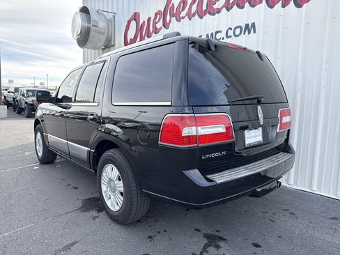 Used 2014 Lincoln Navigator 2WD image 10