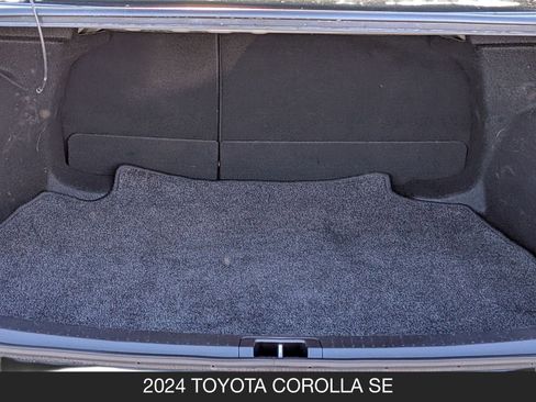 Used 2024 Toyota Corolla SE image 21