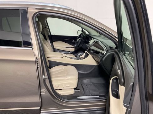 Used 2019 Buick Envision Premium AWD/4WD image 38