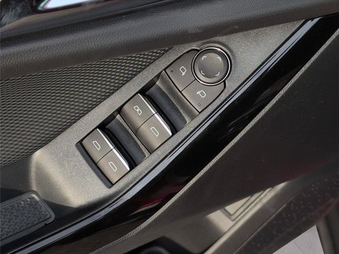 New 2026 Chevrolet Equinox RS image 13