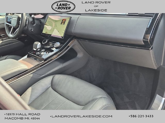 Used 2023 Land Rover Range Rover Sport SE AWD/4WD image 19
