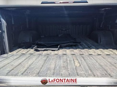 Used 2019 Chevrolet Silverado 1500 Custom Trail Boss w/ Custom Convenience Package AWD/4WD image 27