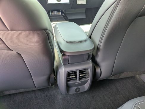 New 2026 Ford Mustang Mach-E Select w/ Comfort Package image 32