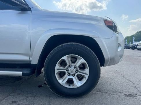 Used 2016 Toyota 4Runner SR5 Premium AWD/4WD image 10