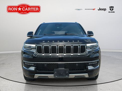 Certified 2024 Jeep Wagoneer Series III AWD/4WD image 2