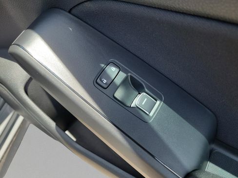 Certified 2025 Honda Civic Sport image 21