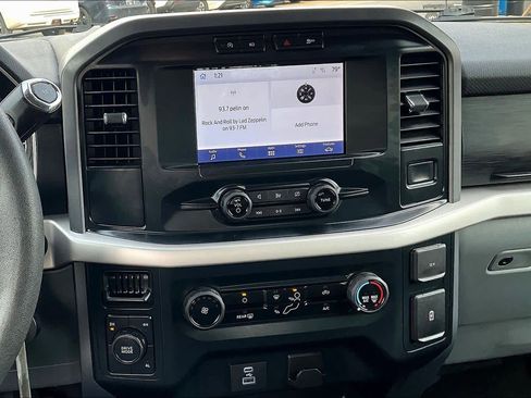 Used 2023 Ford F150 XLT image 6