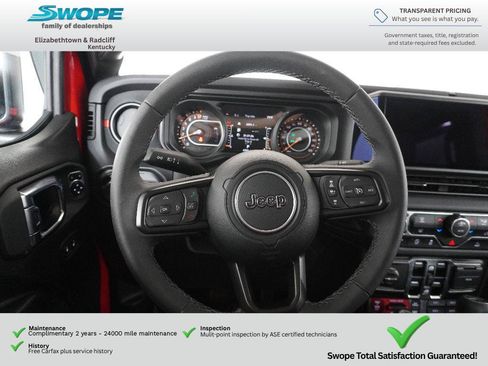 Used 2025 Jeep Gladiator Rubicon AWD/4WD image 15